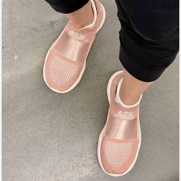 APL Shoes - APL Propulsion Labs TechLoom Bliss Athletic